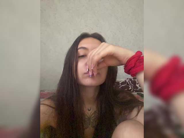 kiskama live cam on BongaCams