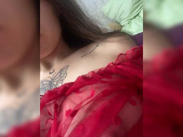 kiskama live cam on BongaCams