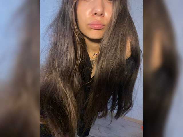 kiskama live cam on BongaCams