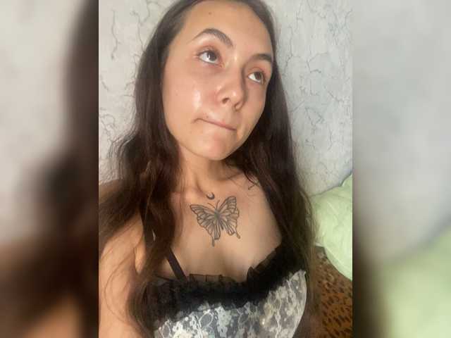 kiskama live cam on BongaCams