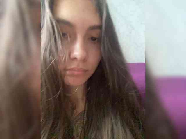 kiskamaaaaa webcam