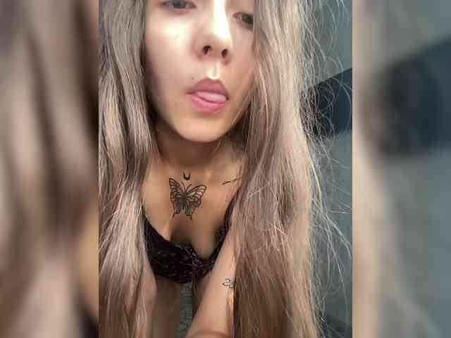 kiskamaaaaa webcam