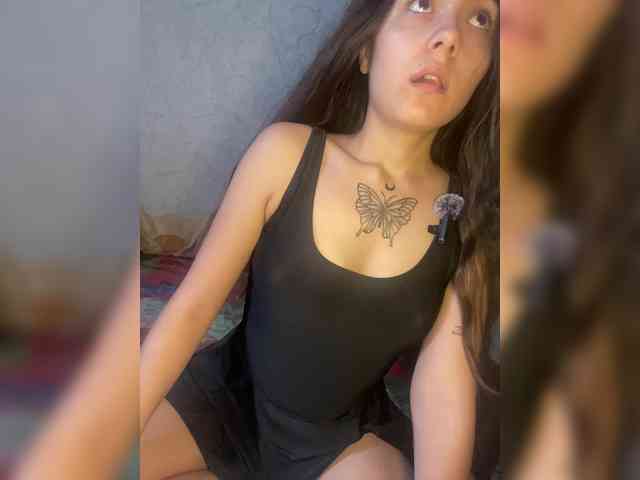 kiskamaaaaa webcam