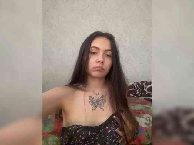 kiskamaaaaa webcam