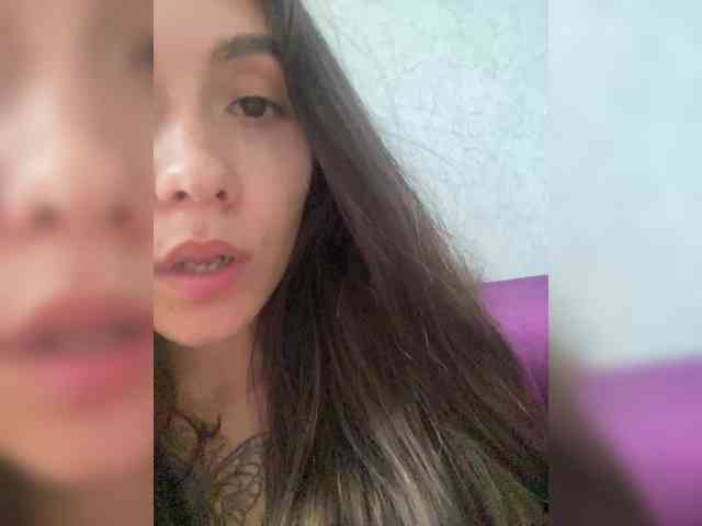 kiskamaaaaa webcam