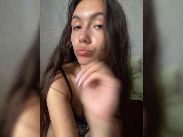 kiskamaaaaa webcam