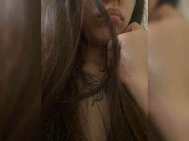 kiskamaaaaa webcam