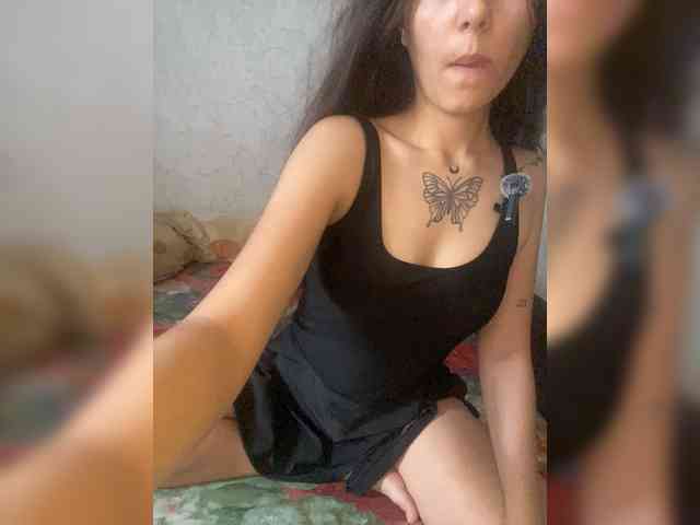 kiskamaaaaa webcam
