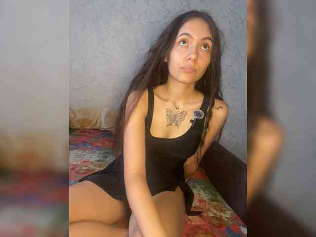 kiskamaaaaa webcam