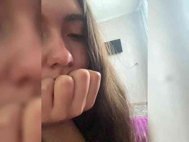 kiskamaaaaa webcam