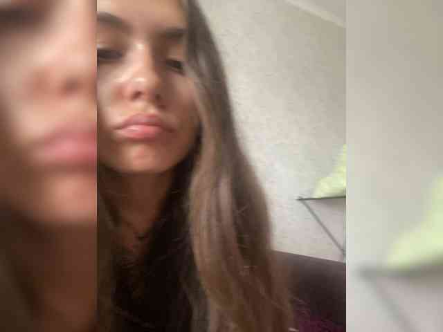kiskamaaaaa webcam
