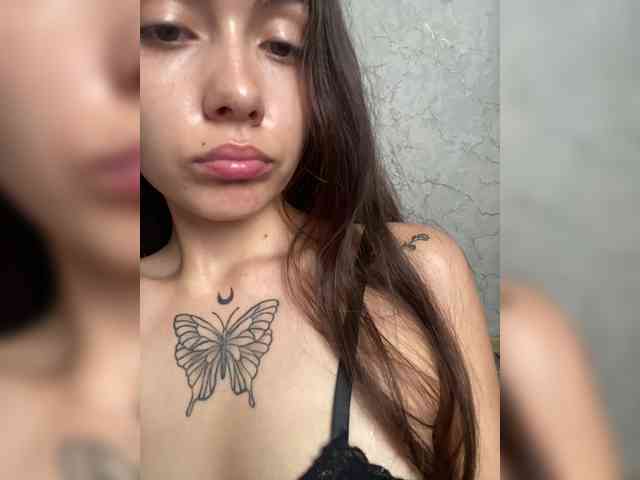 kiskamaaaaa webcam