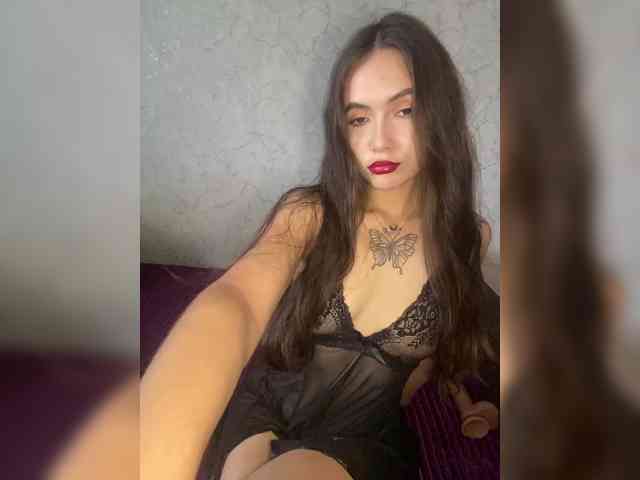 kiskamaaaaa webcam