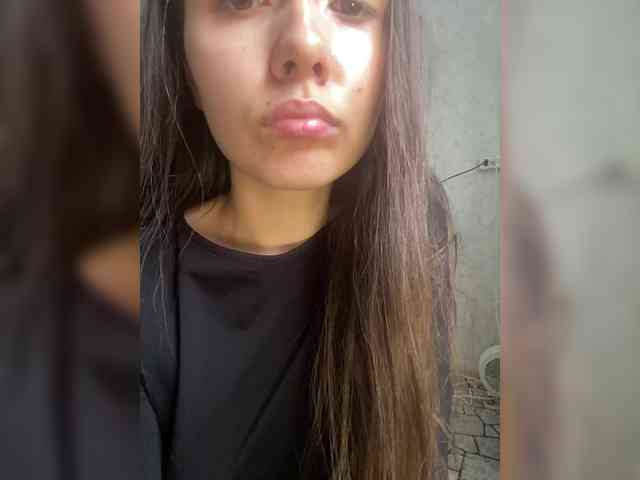 kiskamaaaaa webcam
