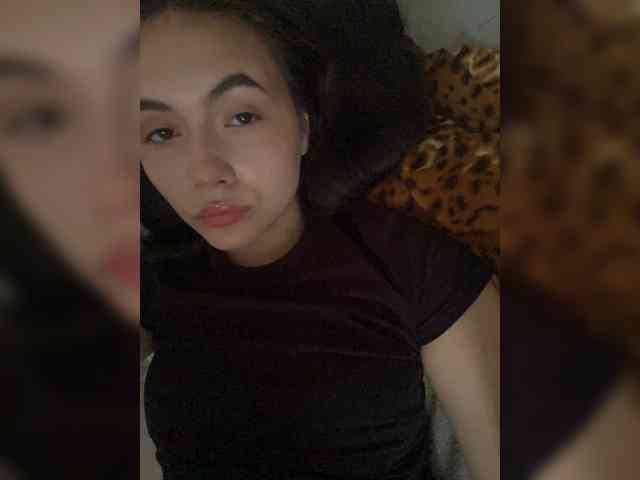 kiskamaaaaa webcam