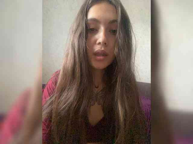 kiskamaaaaa webcam