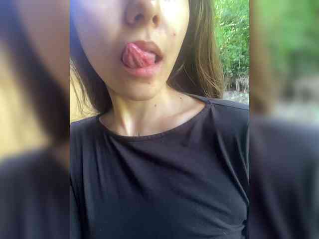 kiskama Sex Cam Show