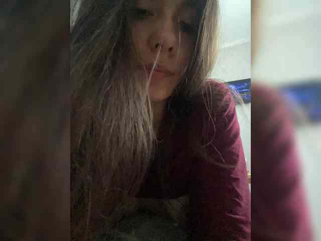 kiskamaaaaa webcam