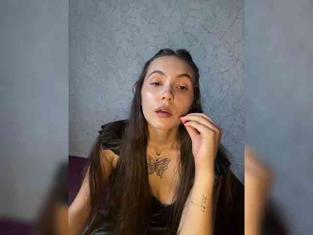 kiskamaaaaa webcam