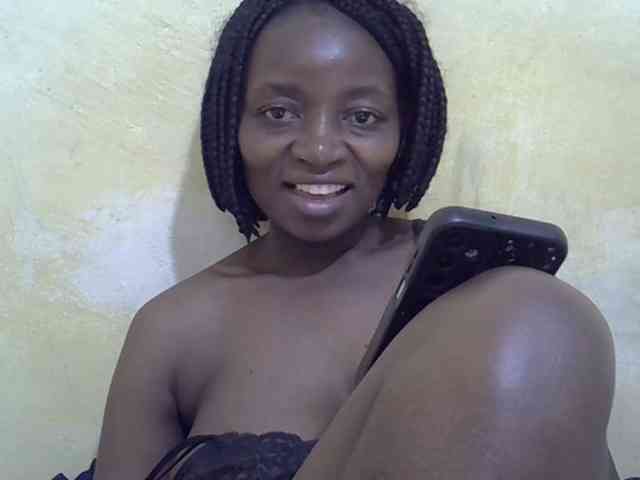 sweet-elena Live Webcam on BongaCams