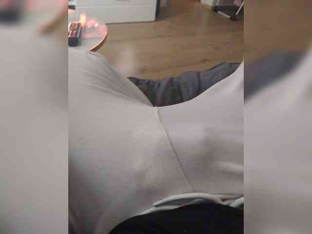 NaughtyTwo webcam