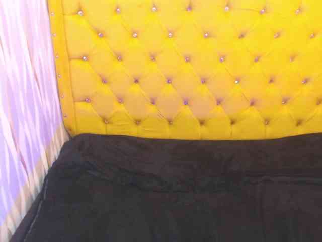 LillyEvans webcam