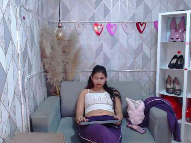 LillyEvans webcam