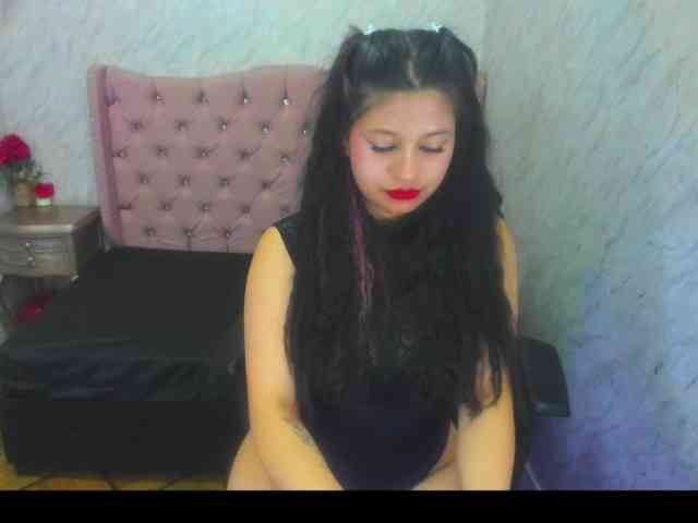 LillyEvans webcam