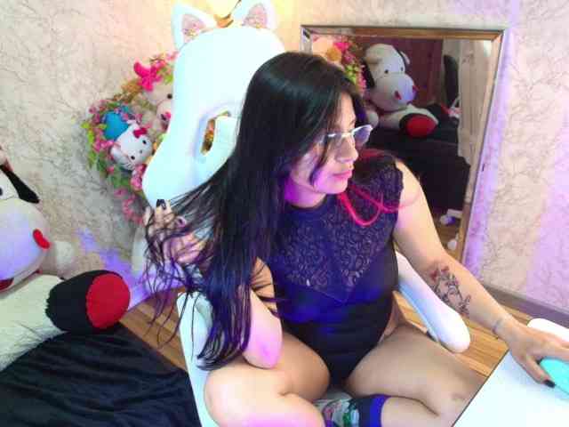 LillyEvans webcam