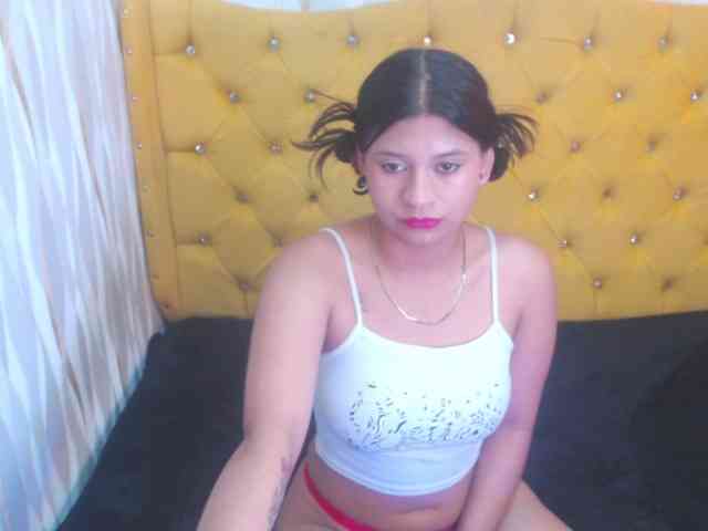 LillyEvans webcam