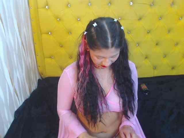 LillyEvans webcam