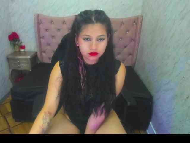 LillyEvans webcam