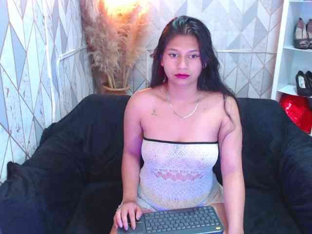 LillyEvans webcam