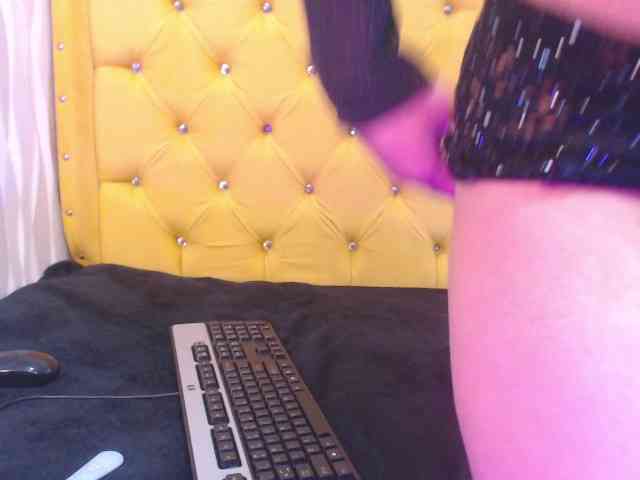 LillyEvans webcam
