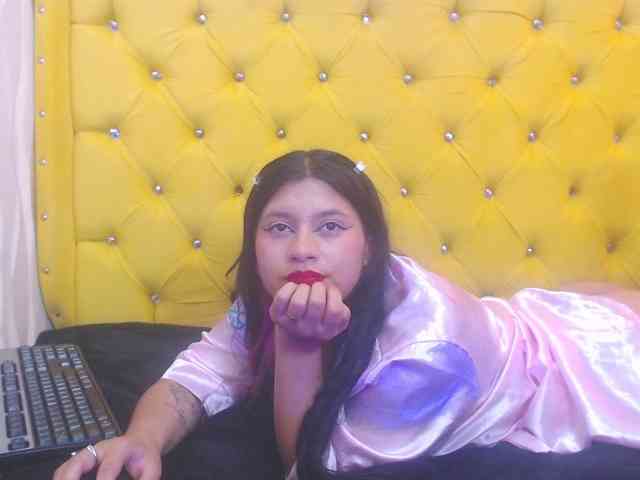 LillyEvans webcam