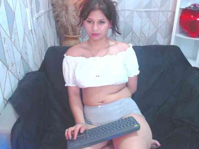 LillyEvans webcam