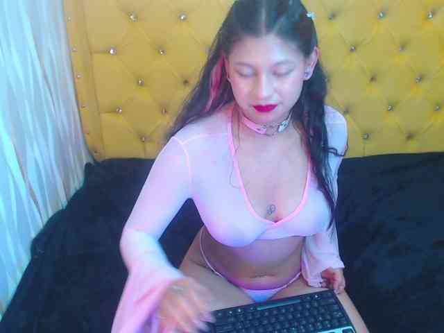 LillyEvans webcam