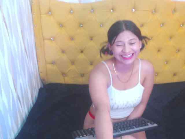 LillyEvans webcam
