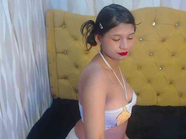 LillyEvans webcam