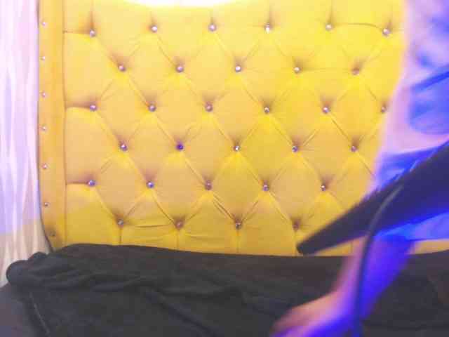 LillyEvans webcam