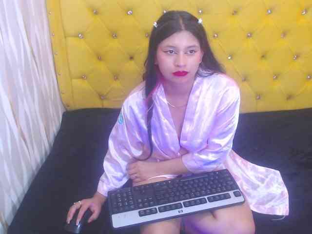LillyEvans webcam