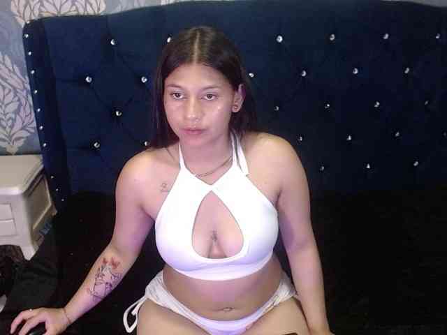LillyEvans webcam