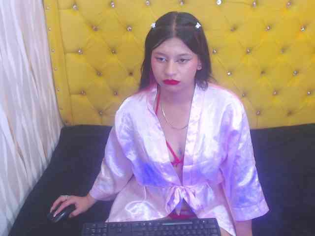 LillyEvans webcam