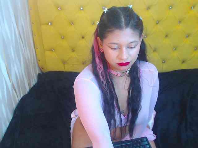 LillyEvans webcam