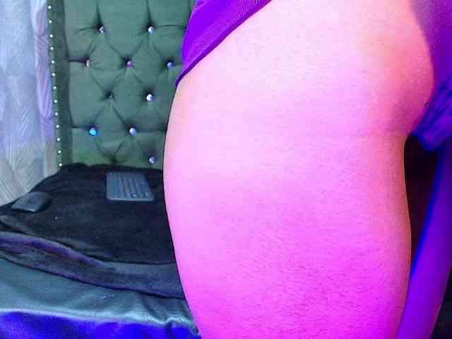 LillyEvans webcam
