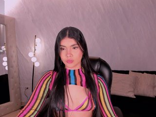 MiaLaurence