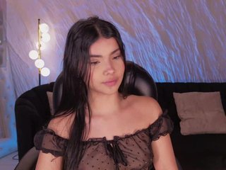 MiaLaurence Porn Show