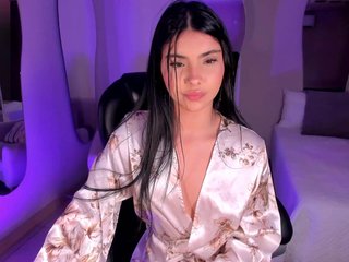 MiaLaurence Porn Show