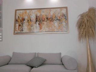 MiaLaurence Porn Show