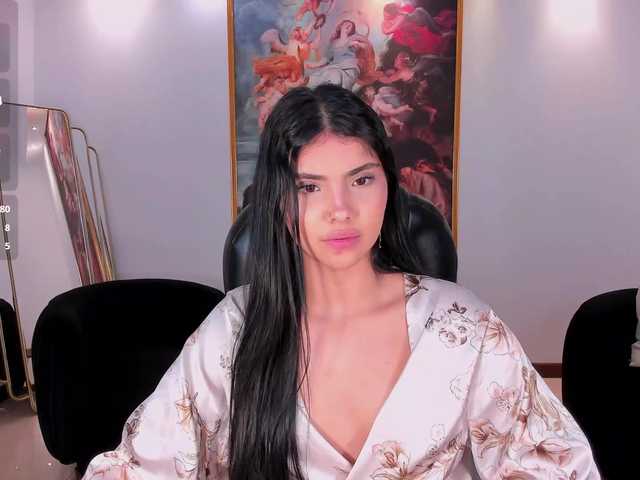MiaLaurence